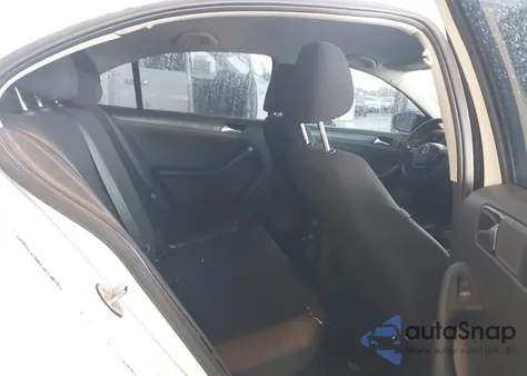 2016 Volkswagen Jetta 1.4T S z USA, uszkodzony, nr VIN 3VW267AJ5GM324797